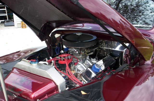 1947 Corvette Anniversary Red Ford coupe Coupe