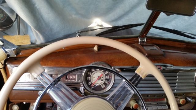 1947 Burgundy Chevrolet Fleet master cabrilot Convertible