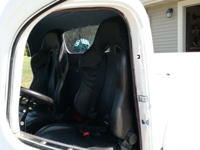 1947 white Chevrolet Other
