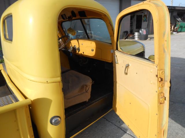1947 YELLOW Chevrolet Other Pickups