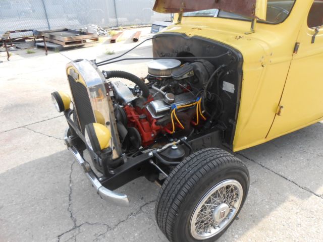 1947 YELLOW Chevrolet Other Pickups