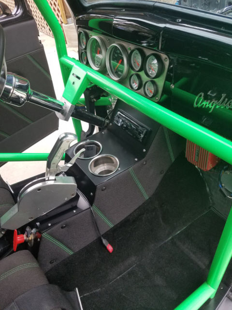 1947 Black / w-'real fire' flames Ford Anglia Coupe