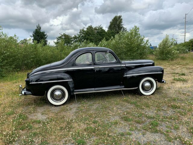 1947 Ford buisness coupe