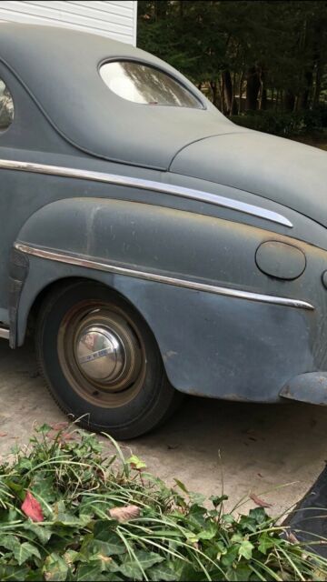 1947 Gray Ford Deluxe Coupe