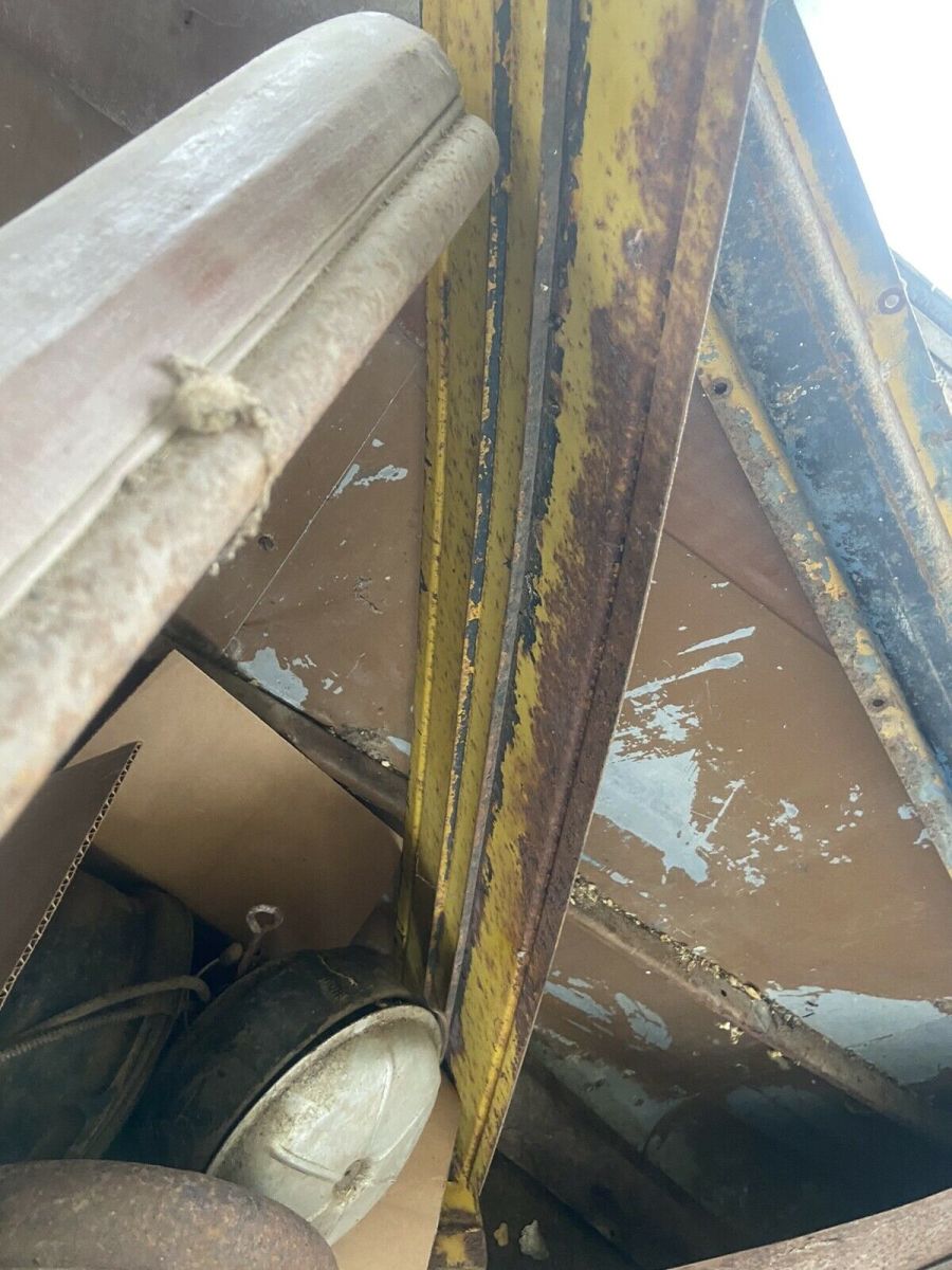 1947 Yellow Ford School Bus