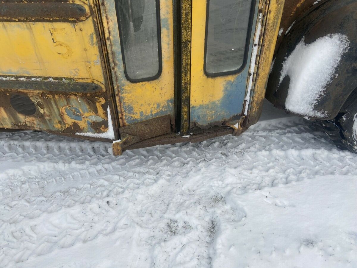1947 Yellow Ford School Bus