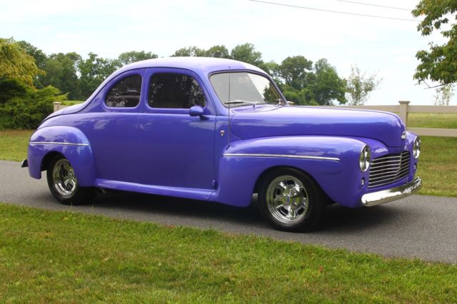 1947 flip flop / purple - blue Ford business coupe Coupe