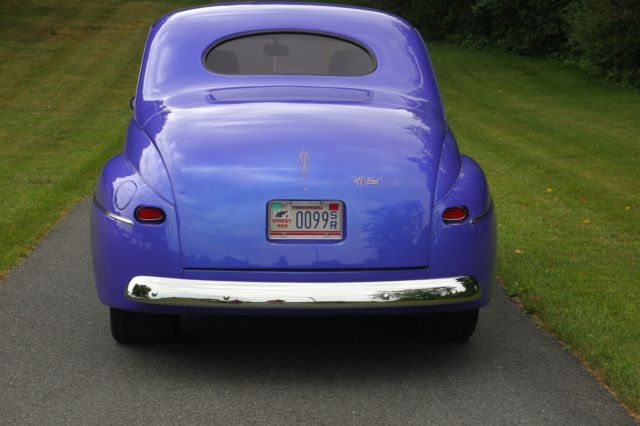 1947 flip flop / purple - blue Ford business coupe Coupe