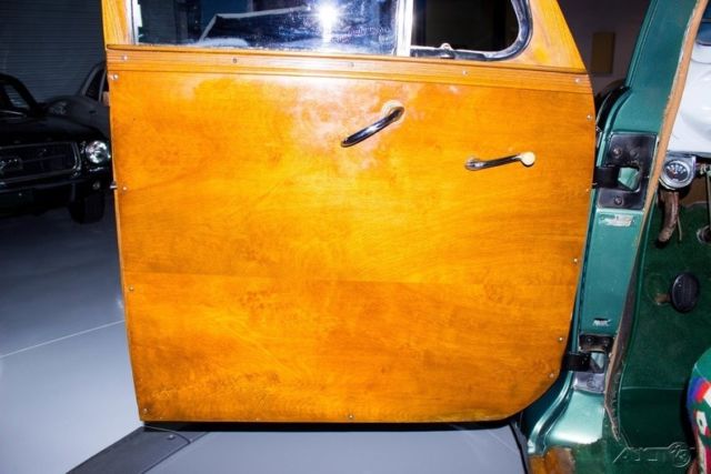 1947 Green Chrysler Plymouth