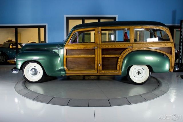 1947 Green Chrysler Plymouth