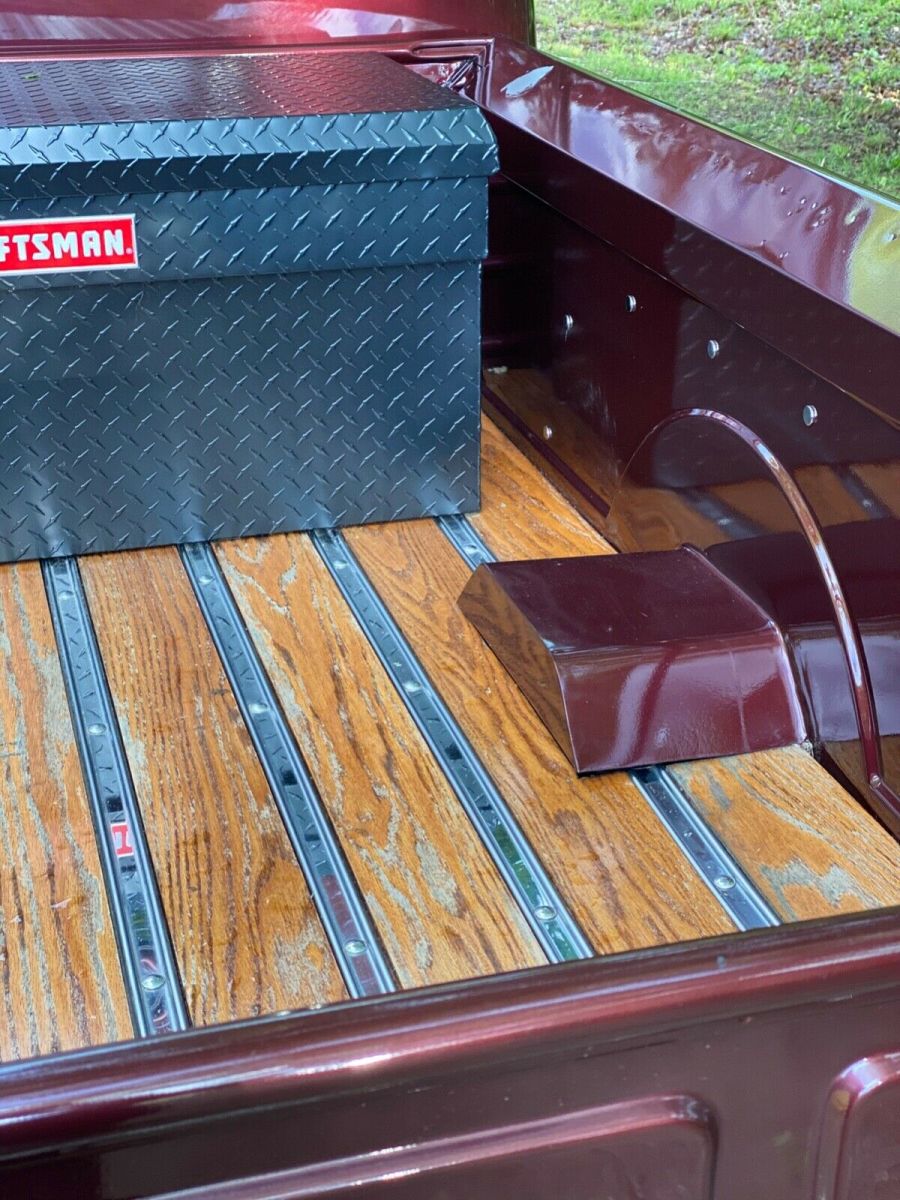 1948 Ford F-100 Standard Cab Pickup