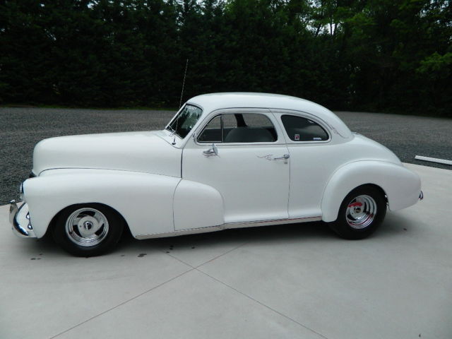 1948 White Chevrolet Streed Rod Coupe