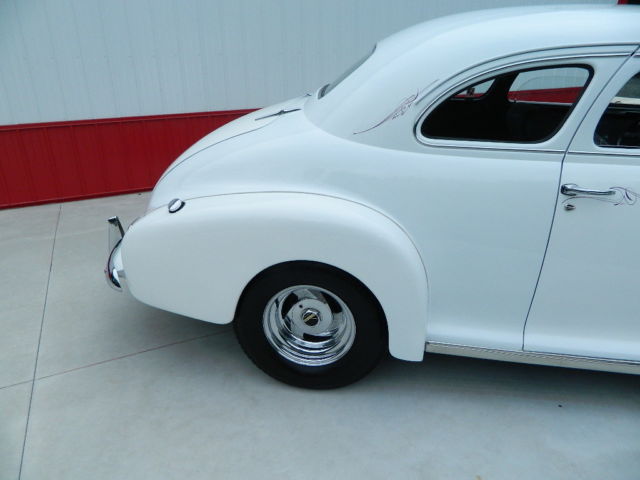 1948 White Chevrolet Streed Rod Coupe