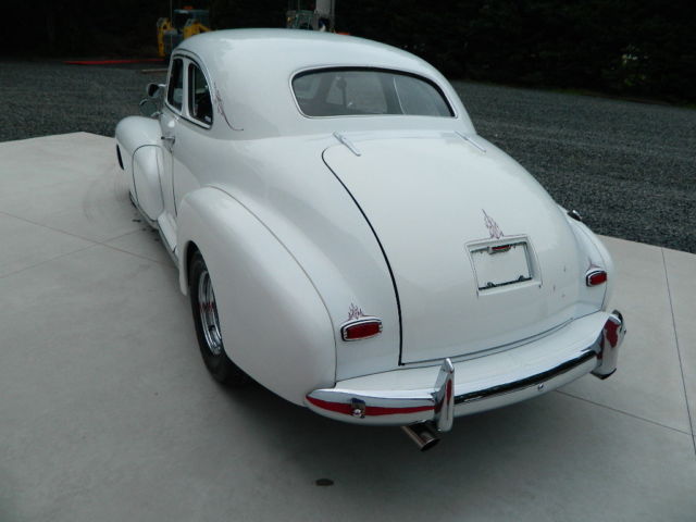 1948 White Chevrolet Streed Rod Coupe
