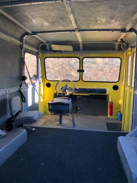 1948 Yellow and Orange Chevrolet Other Pickups Box Truck