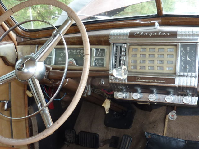 1948 Brown Chrysler Winsor Travler Sedan