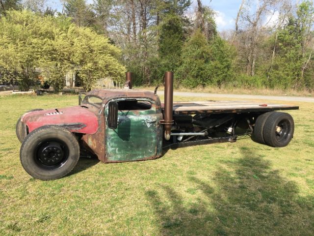 1948 Ford F-100 Cab & Chassis