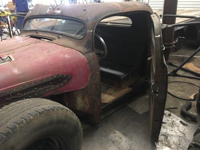 1948 Ford F-100 Cab & Chassis