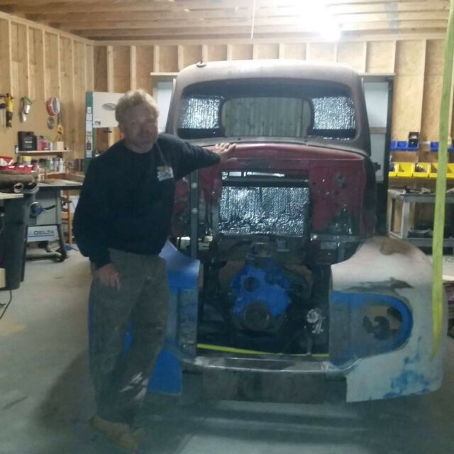 1948 Brown and white Ford F-100 F6
