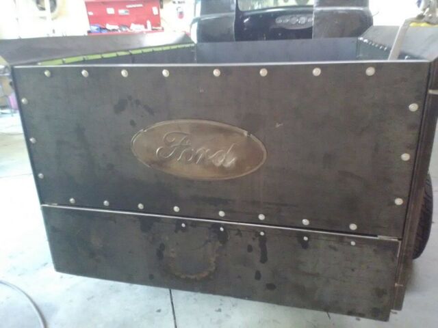 1948 Brown and white Ford F-100 F6