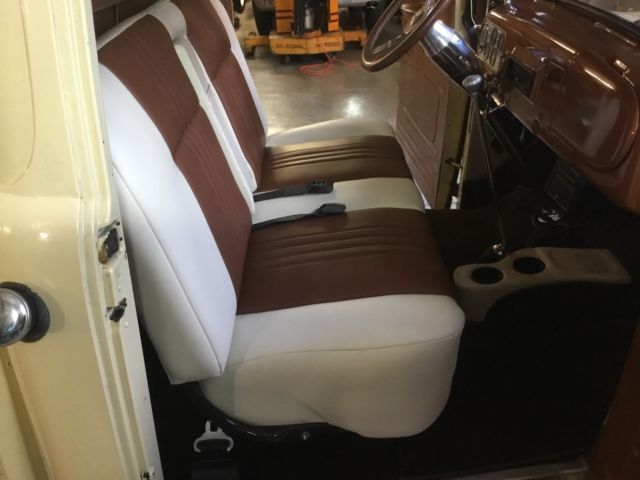 1948 Beige/brown Ford F-100 Truck