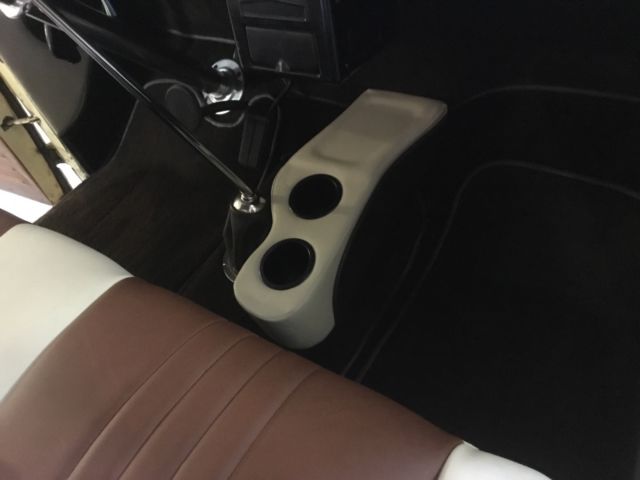 1948 Beige/brown Ford F-100 Truck