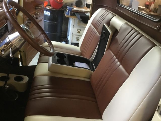 1948 Beige/brown Ford F-100 Truck