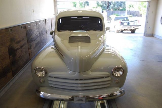 1948 Gray Ford COUPE Coupe
