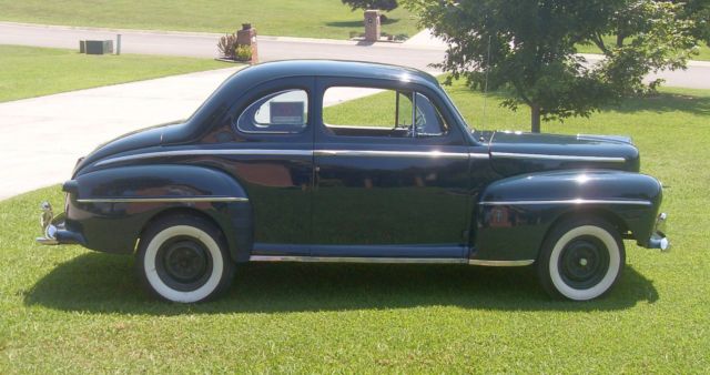 1948 Dark Green Ford Coupe Coupe