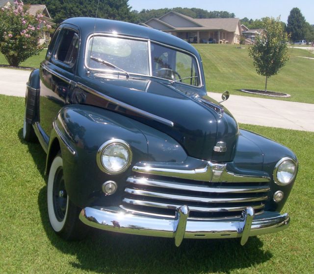 1948 Dark Green Ford Coupe Coupe