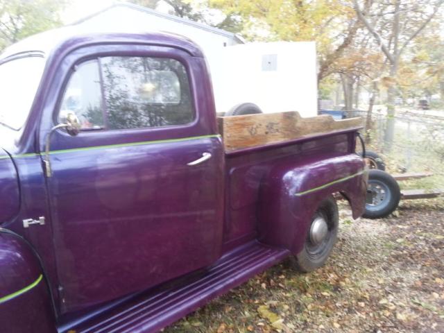1948 radar blue Ford F-100
