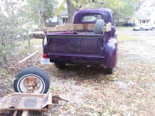 1948 radar blue Ford F-100