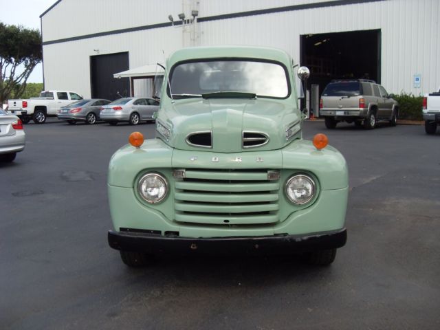 1948 Green Ford F-100