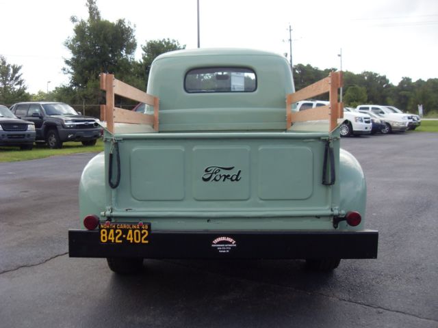 1948 Green Ford F-100