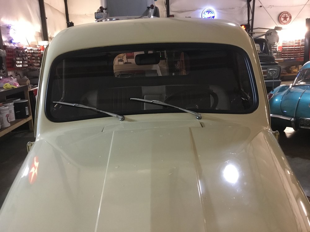 1948 Brown Ford F-100 --