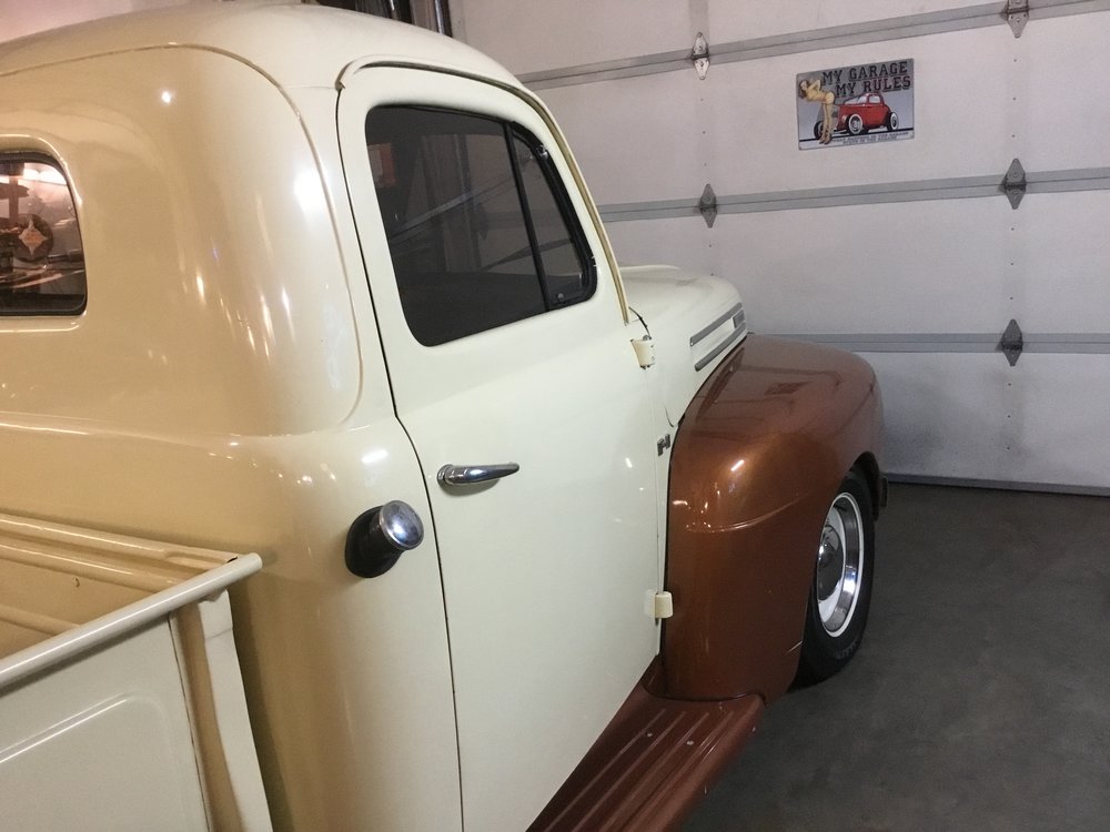 1948 Brown Ford F-100 --
