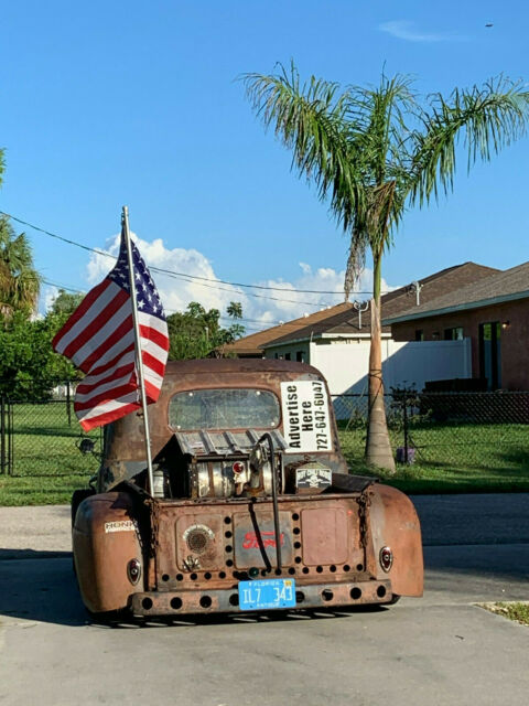 1948 Ford F-100 Standard Cab Pickup
