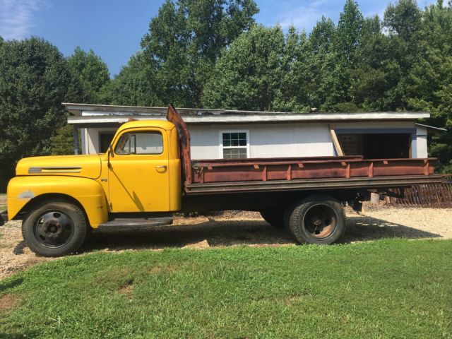 1948 Yellow Ford F5 Cab & Chassis