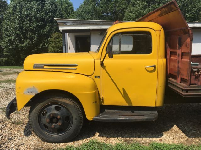 1948 Yellow Ford F5 Cab & Chassis