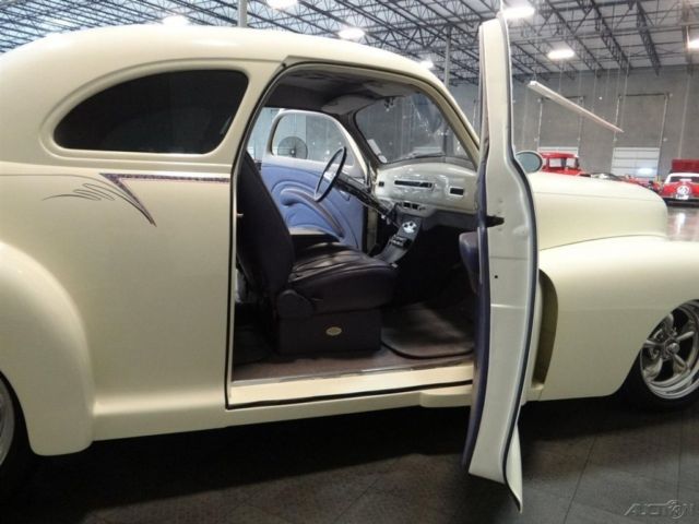 1948 White Chevrolet 5-Window Pickup