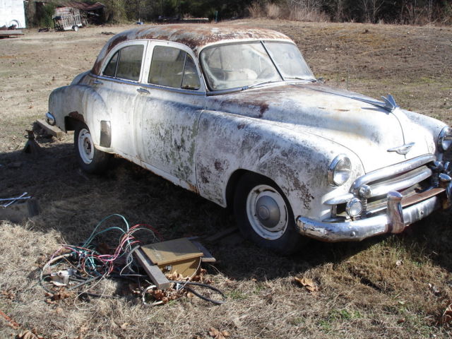 1949 White Chevrolet Bel Air/150/210 Sedan