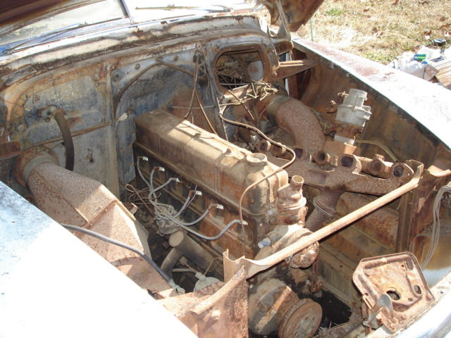1949 White Chevrolet Bel Air/150/210 Sedan