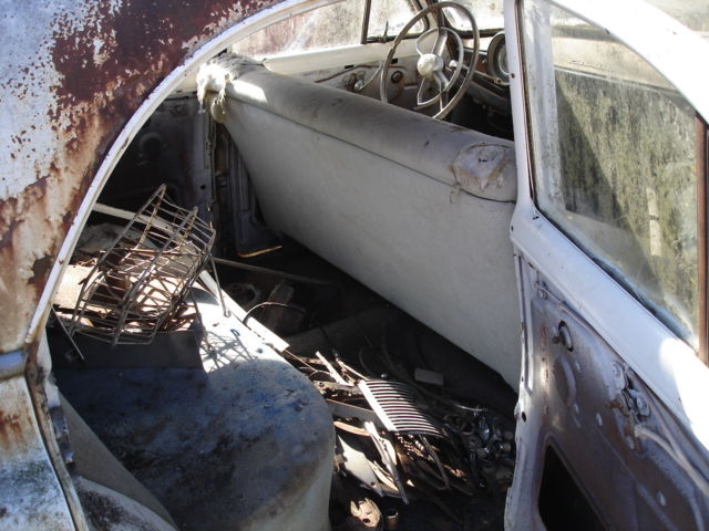 1949 White Chevrolet Bel Air/150/210 Sedan