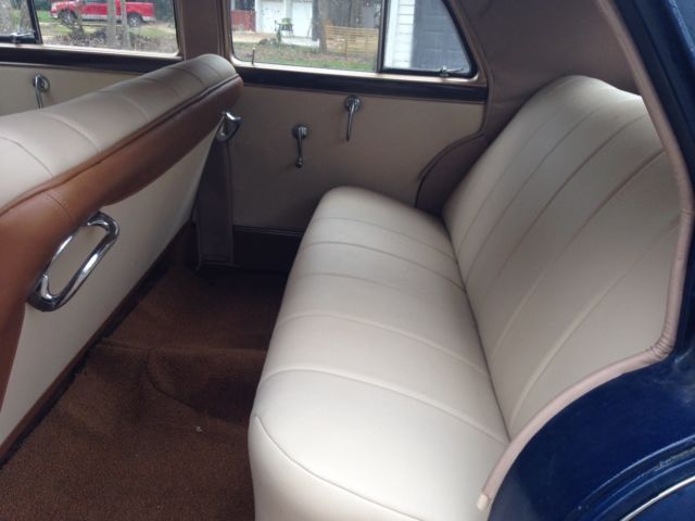 1949 Chrysler Royal Sedan