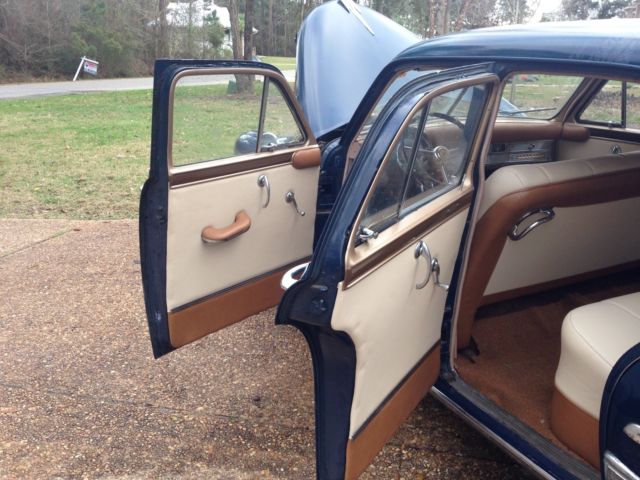 1949 Chrysler Royal Sedan