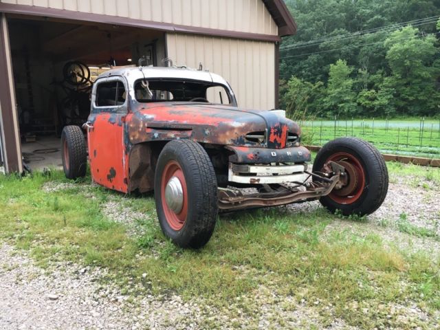 1949 Ford F-100 Cab & Chassis
