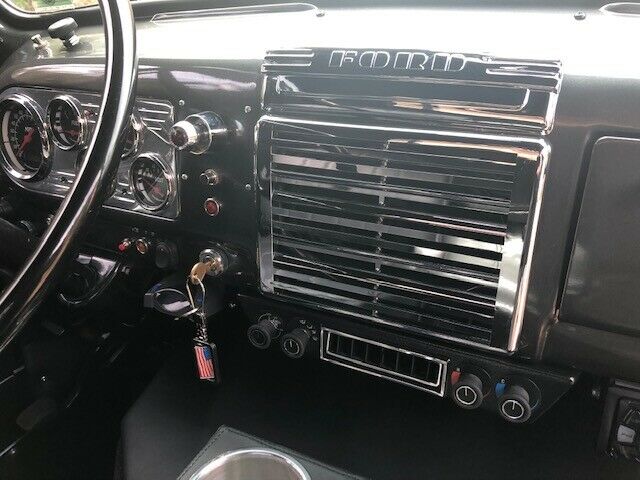 1949 GREY/BLK Ford Other Pickups