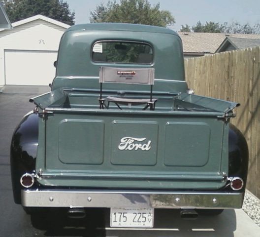1949 Ford F-100
