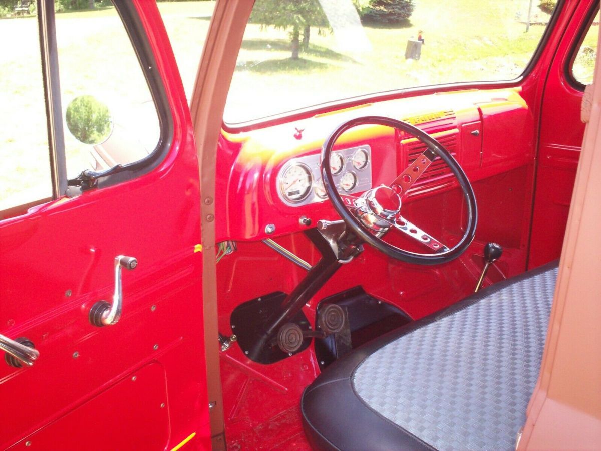 1949 Ford F-100 Standard Cab Pickup