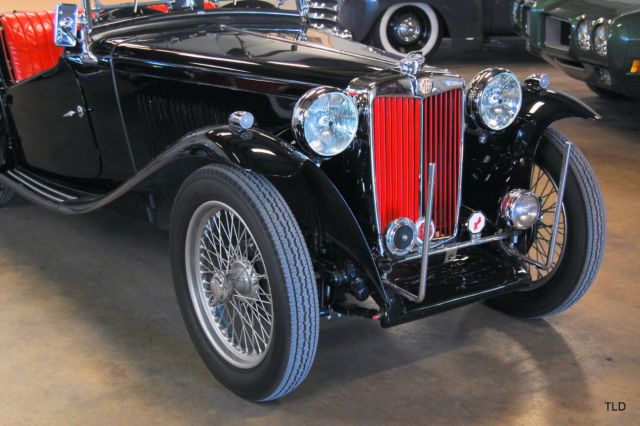 1949 Black MG T-Series Convertible